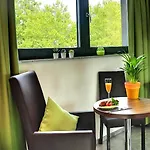 Am Fuerfelder Schloss 酒店 3*