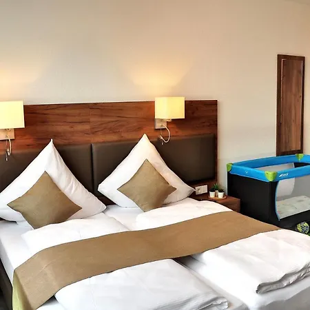 Am Fürfelder Schloss Hotel 3*
