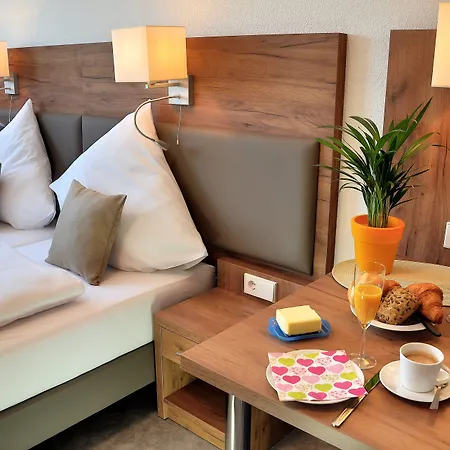 Hotel Am Fuerfelder Schloss 3*