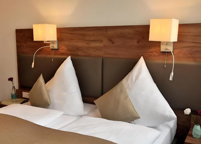 Am Fuerfelder Schloss 3*